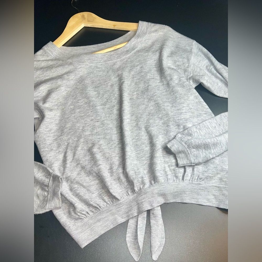 Aerie Open Back Heather Gray Sweater Size Small EUC